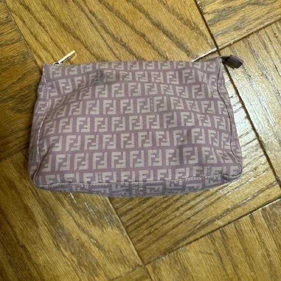 Fendi Mauve Monogram Cosmetic Bag - Picture 2 of 9